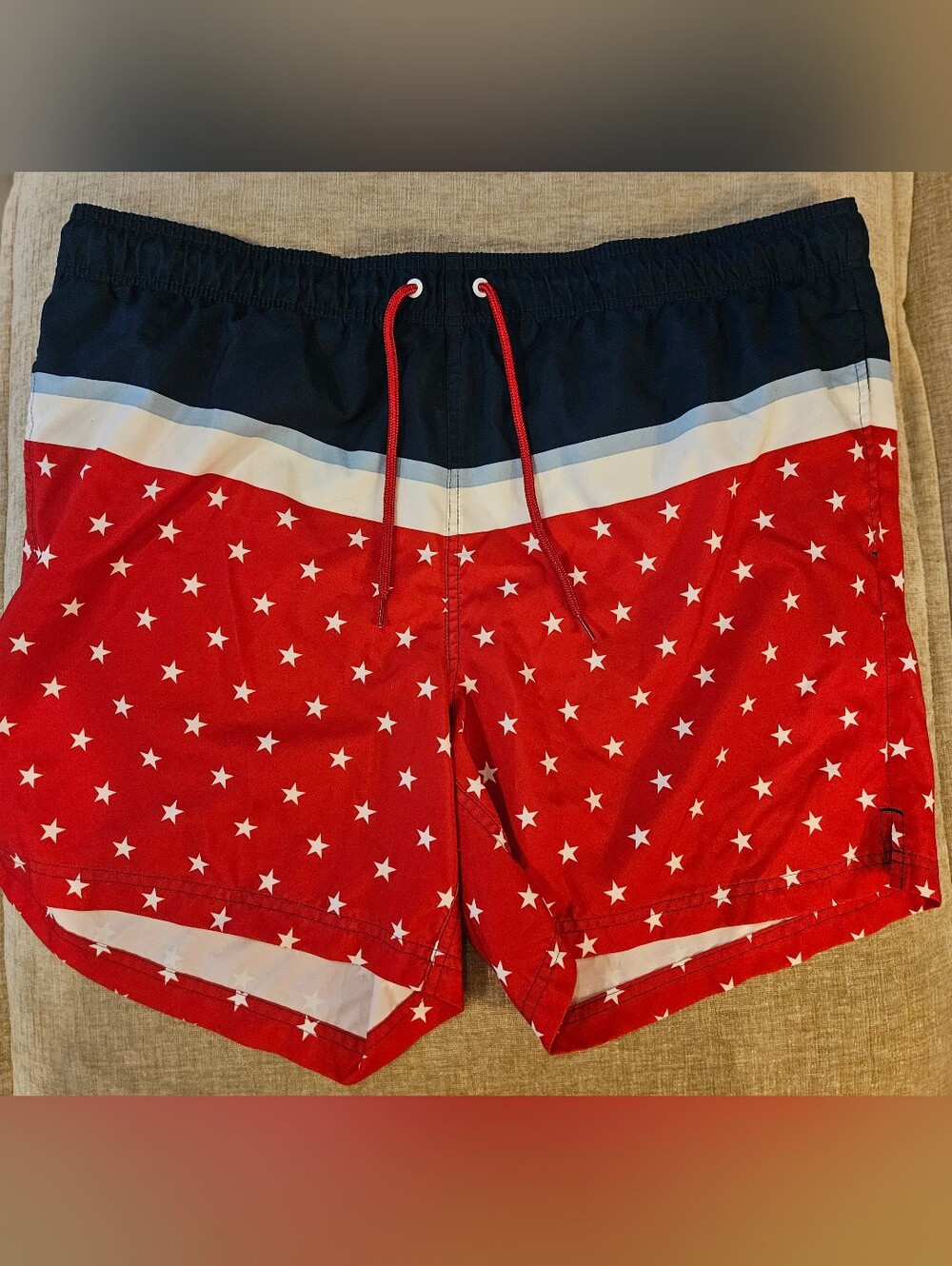 🎉 6 Items/$15 🎉 George Red Star-Print Athletic Shorts with Navy Waistband